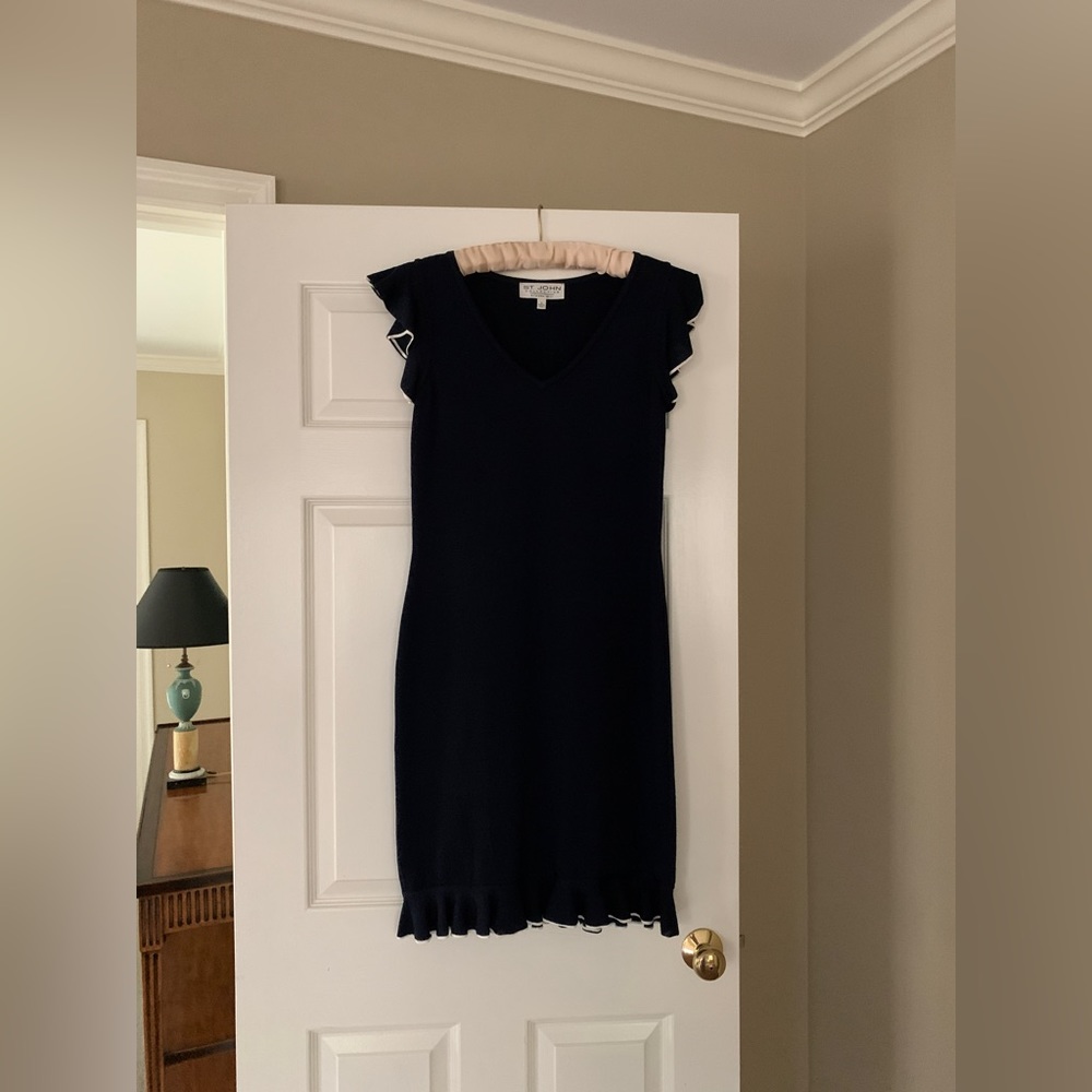 St. John navy knit dress with white trim